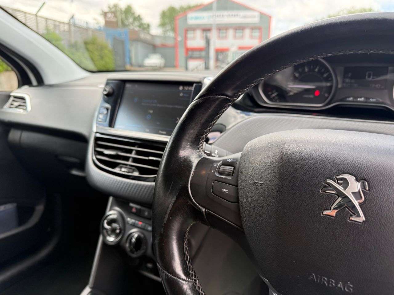 2017 PEUGEOT 208 2017 PEUGEOT 208