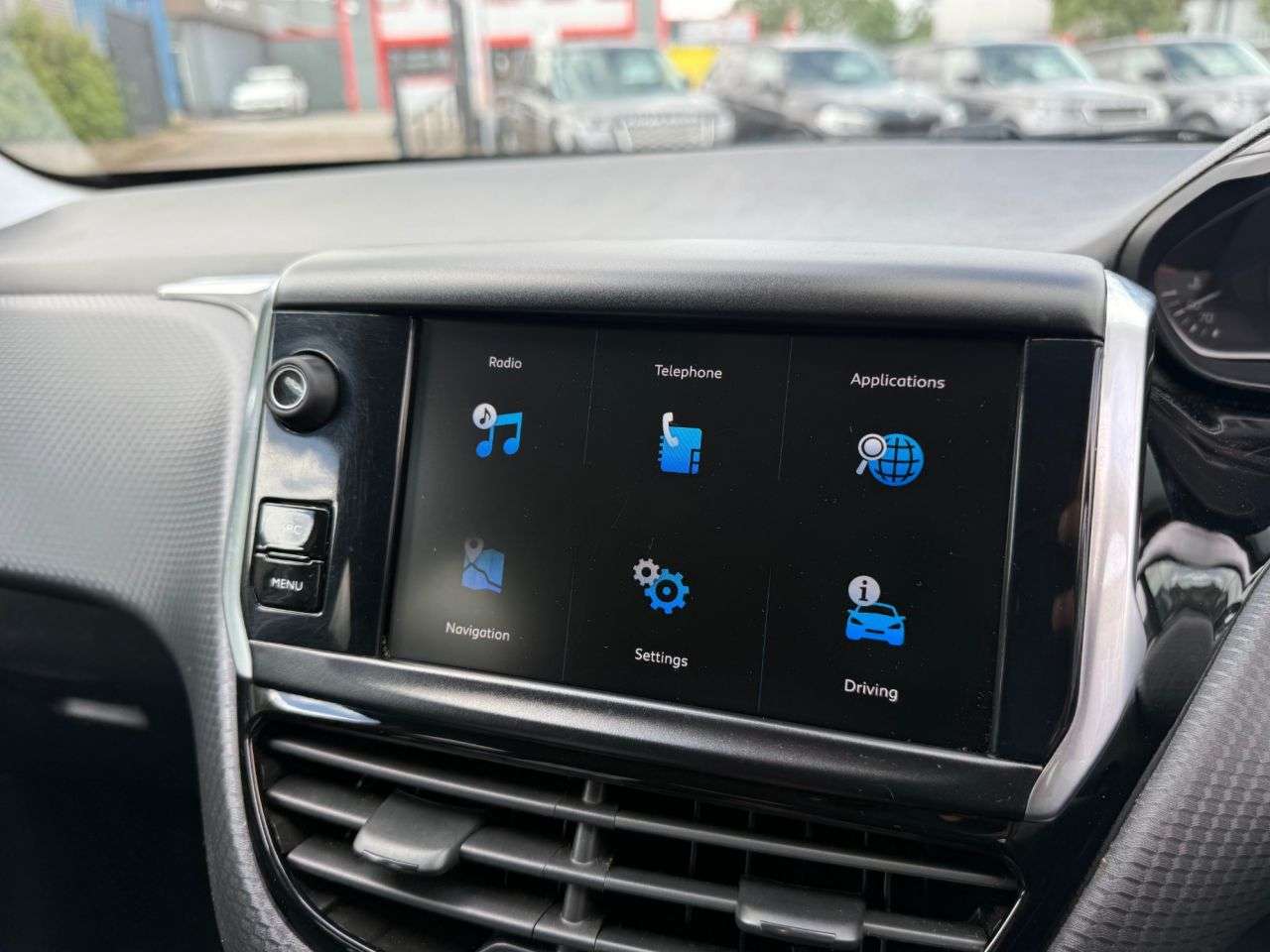 2017 PEUGEOT 208 2017 PEUGEOT 208