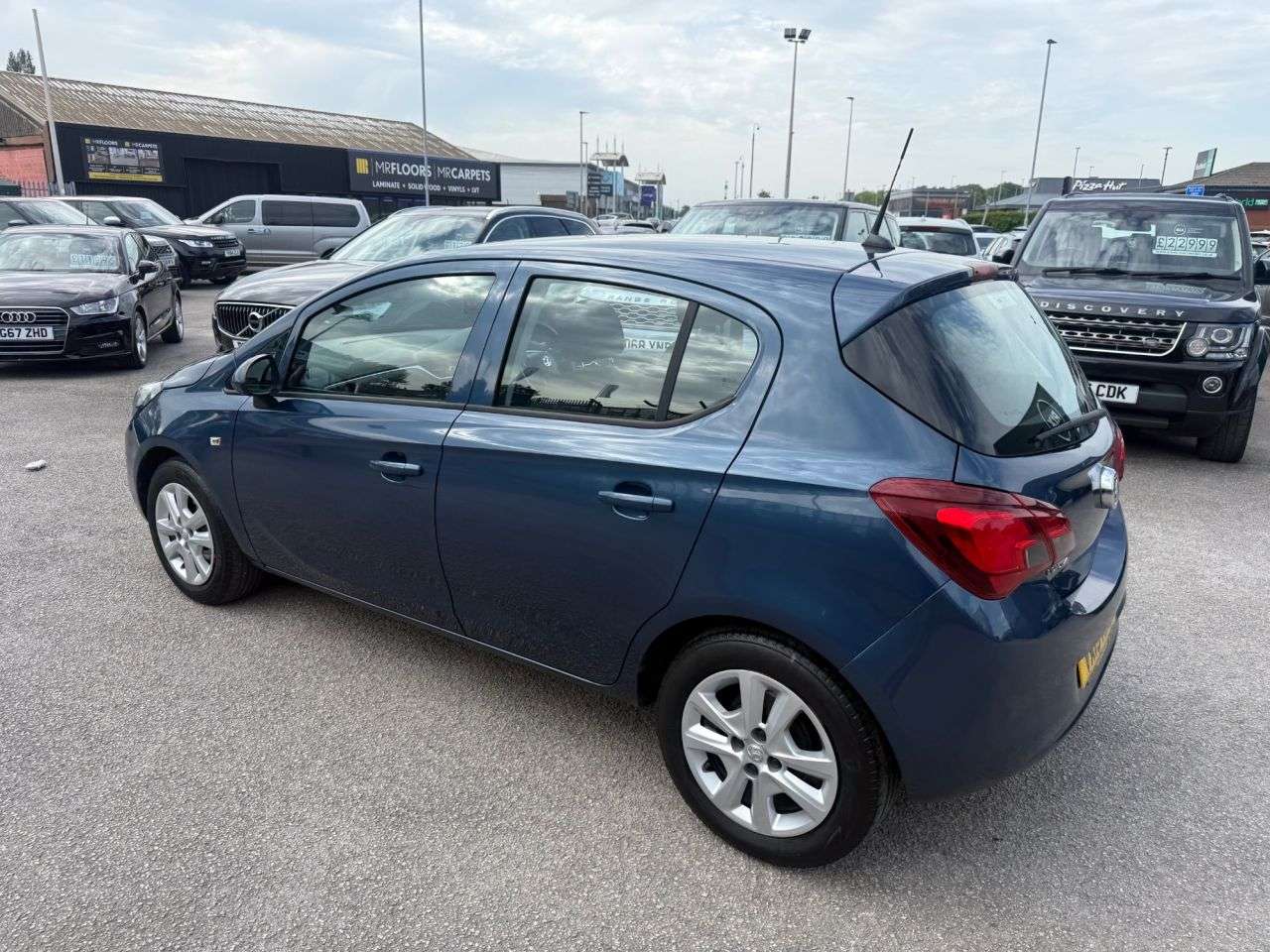 A 2015 VAUXHALL CORSA 1.2i Design Hatchback 5dr Petrol Manual Euro 6 (70 ps) A 2015 VAUXHALL CORSA 1.2i Design Hatchback 5dr Petrol Manual Euro 6 (70 ps)