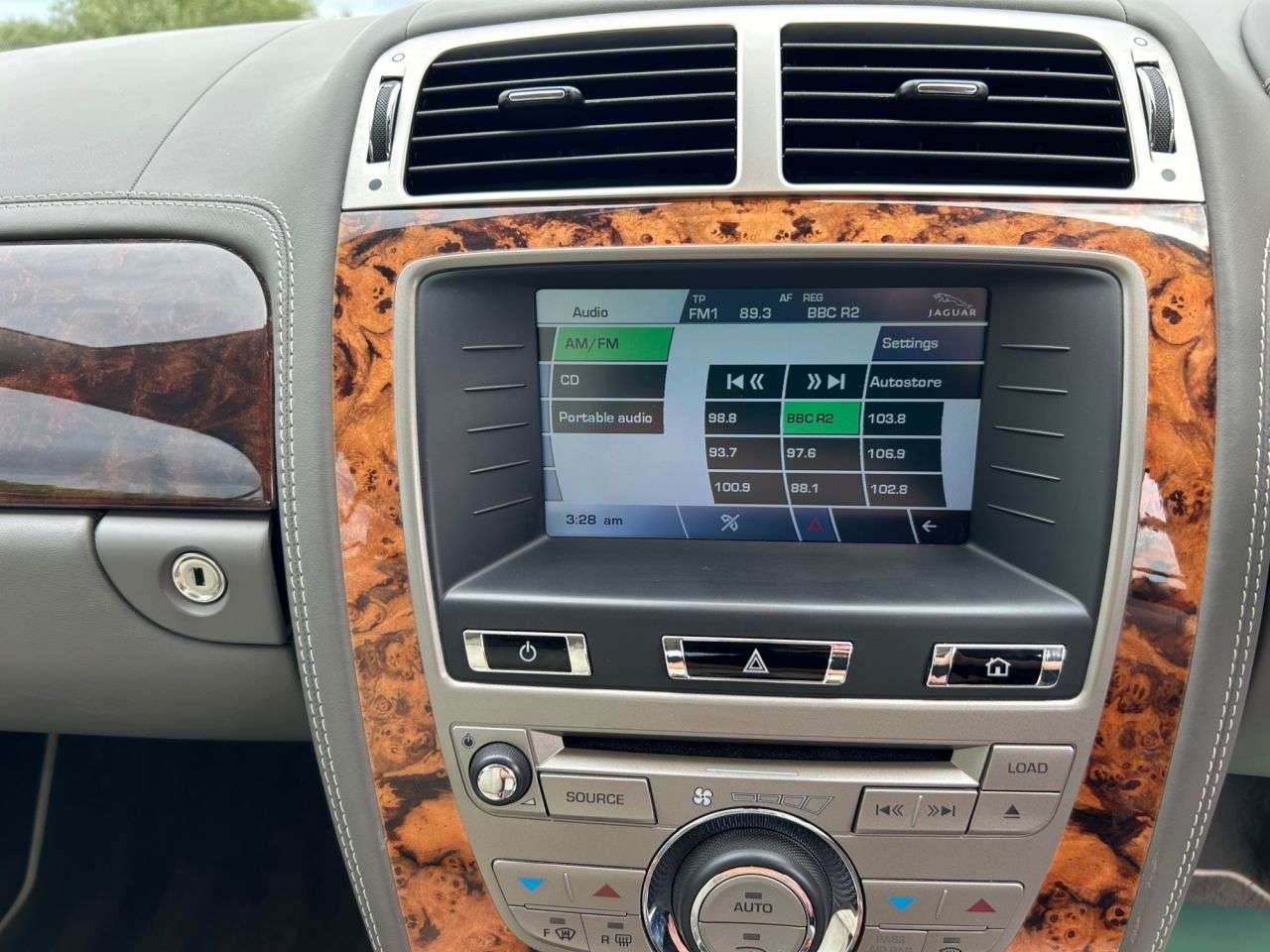 2011 JAGUAR XK 2011 JAGUAR XK