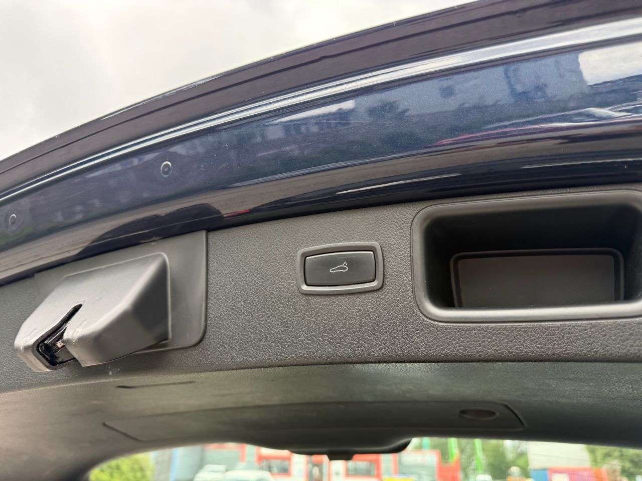 2016 PORSCHE MACAN 2016 PORSCHE MACAN