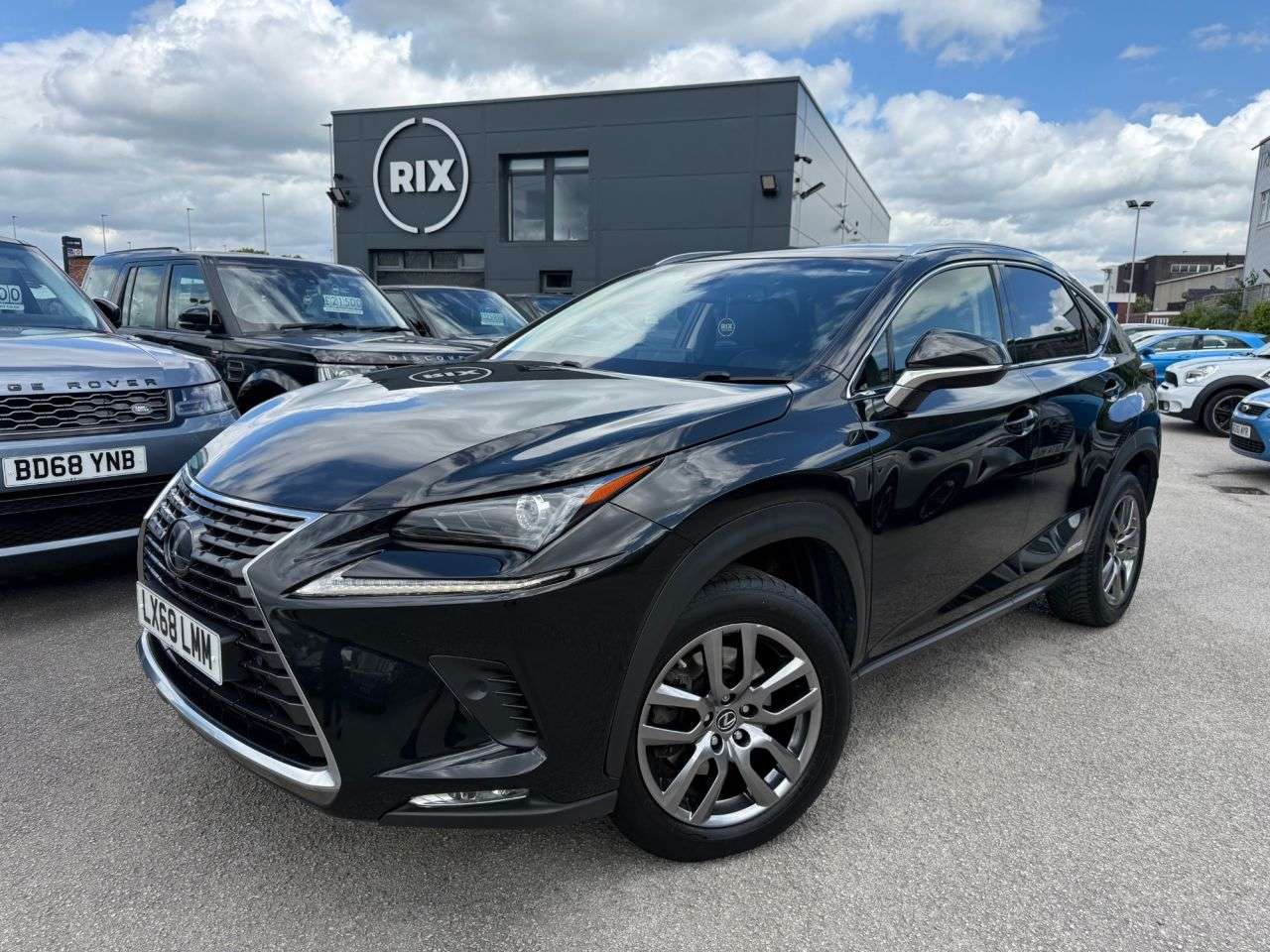 A 2018 LEXUS NX 2.5 300h Luxury SUV 5dr Petrol Hybrid E-CVT 4WD Euro 6-2 OWNERS FROM NEW-6 A 2018 LEXUS NX 2.5 300h Luxury SUV 5dr Petrol Hybrid E-CVT 4WD Euro 6-2 OWNERS FROM NEW-6