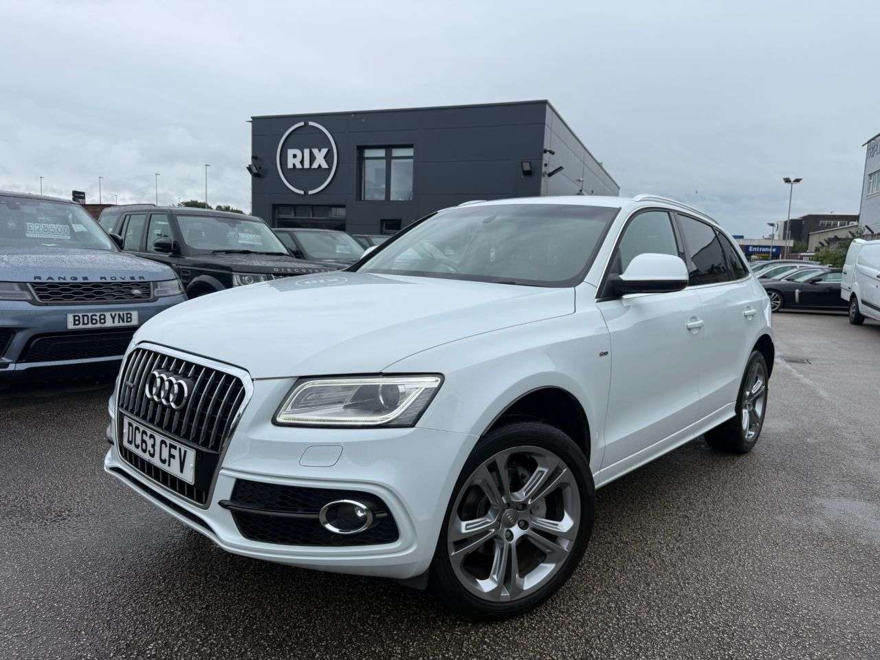 A 2013 AUDI Q5 2.0 TDI S line Plus SUV 5dr Diesel Manual quattro Euro 5-1 OWNER FROM NEW-B A 2013 AUDI Q5 2.0 TDI S line Plus SUV 5dr Diesel Manual quattro Euro 5-1 OWNER FROM NEW-B