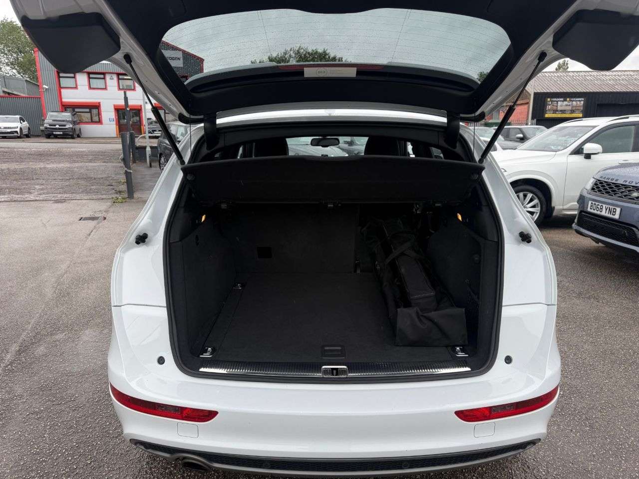 2013 AUDI Q5 2013 AUDI Q5