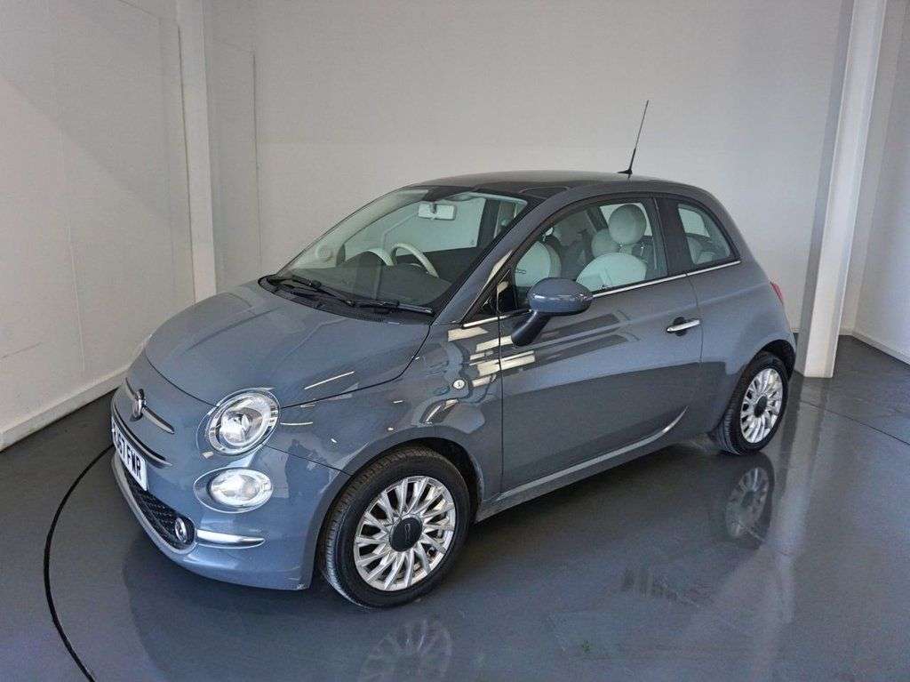 2018 FIAT 500 2018 FIAT 500
