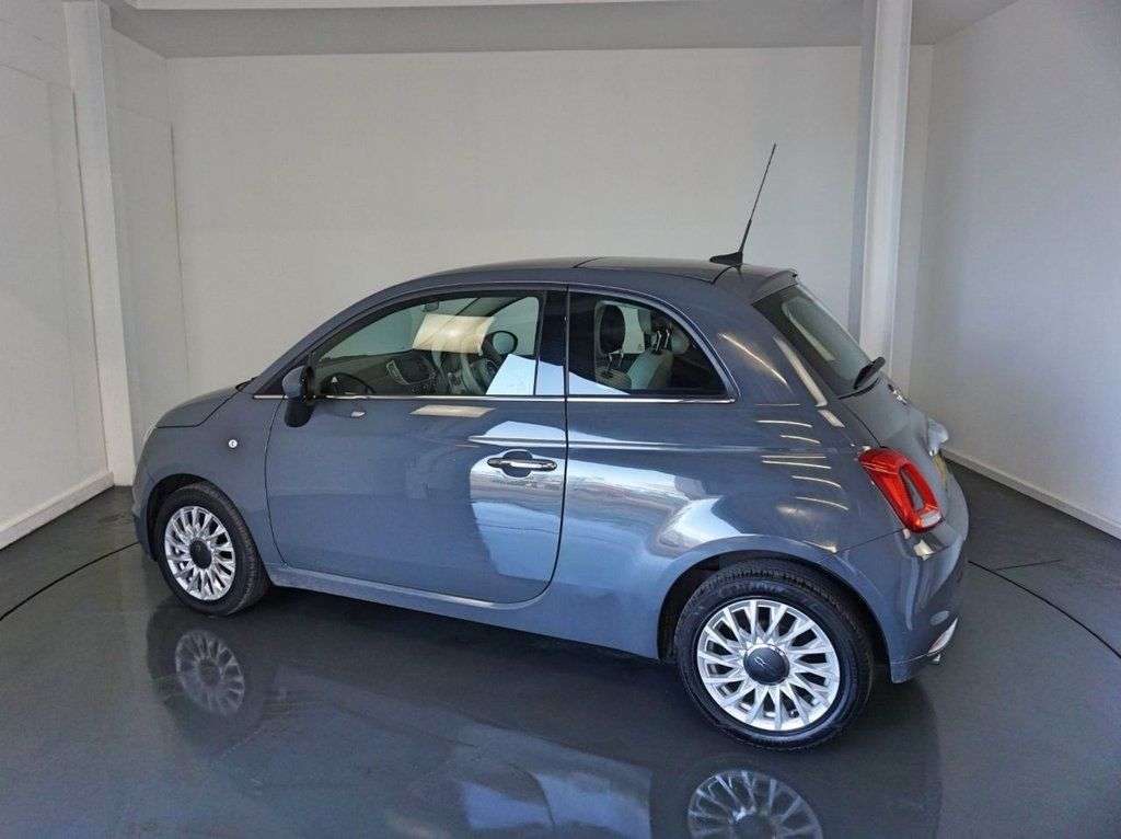 2018 FIAT 500 2018 FIAT 500