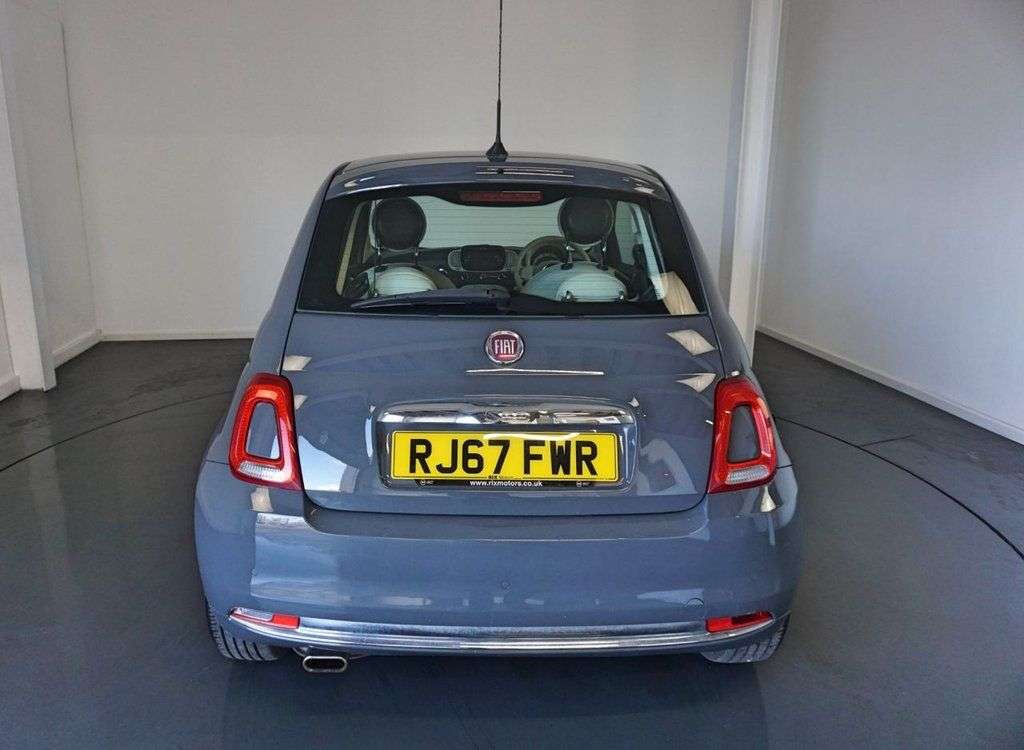 2018 FIAT 500 2018 FIAT 500