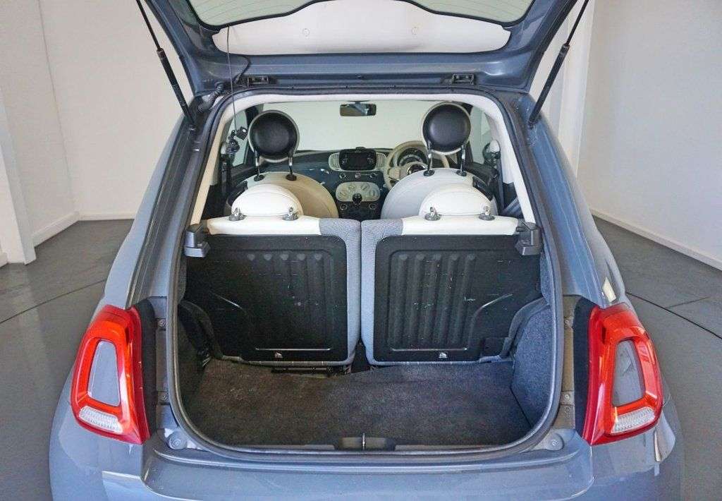 2018 FIAT 500 2018 FIAT 500