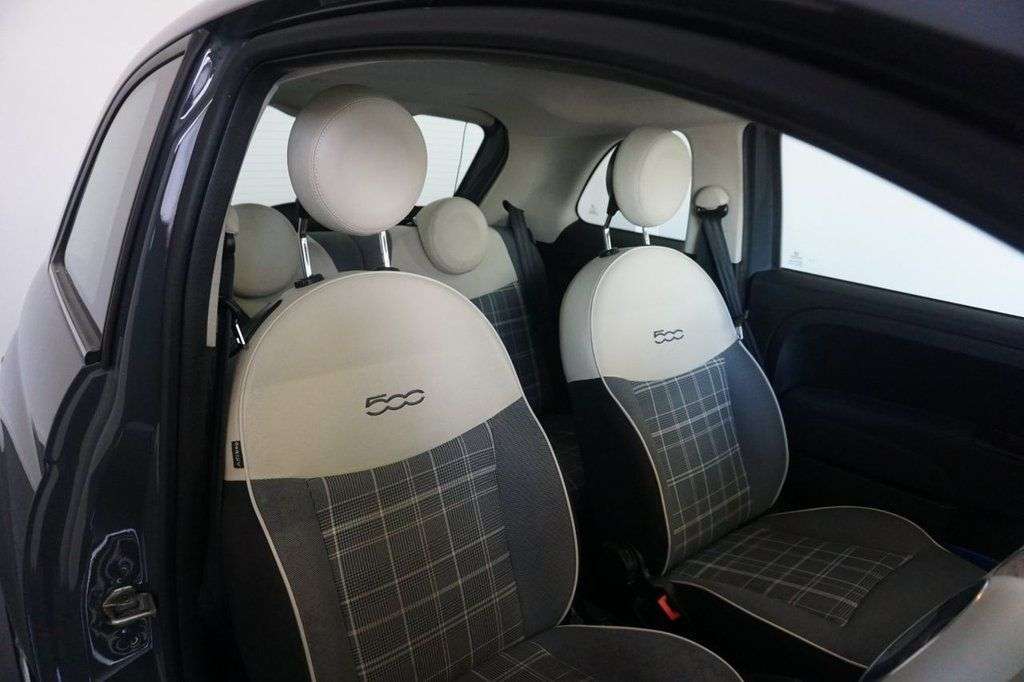 2018 FIAT 500 2018 FIAT 500
