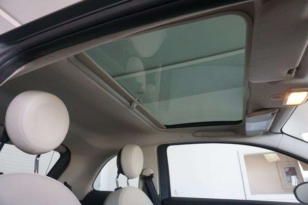 2018 FIAT 500 2018 FIAT 500
