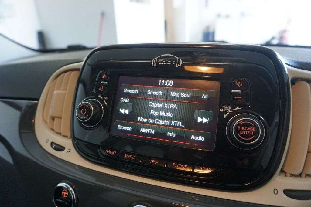 2018 FIAT 500 2018 FIAT 500