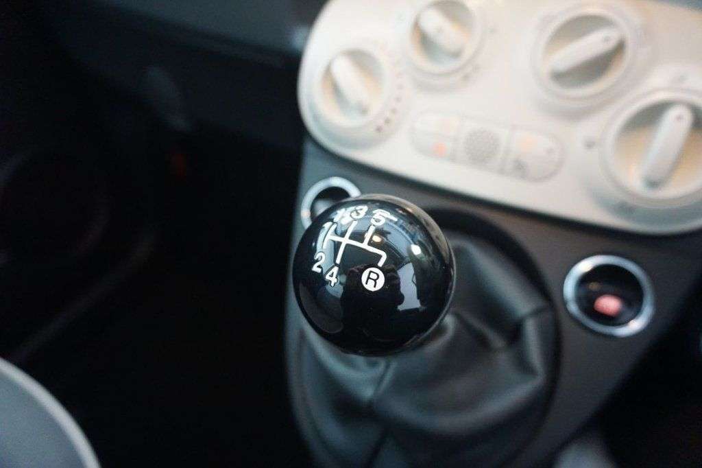 2018 FIAT 500 2018 FIAT 500