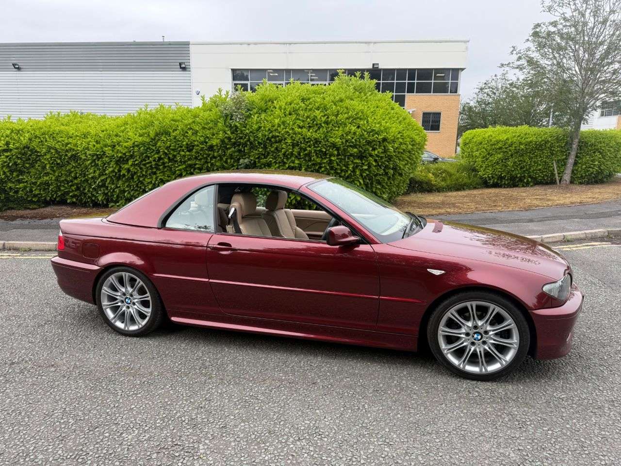 A 2006 BMW 3 SERIES 2.2 320CI M SPORT EDITION INDIVIDUAL 2d AUTO 168 BHP-1 Family Owner From Ne A 2006 BMW 3 SERIES 2.2 320CI M SPORT EDITION INDIVIDUAL 2d AUTO 168 BHP-1 Family Owner From Ne