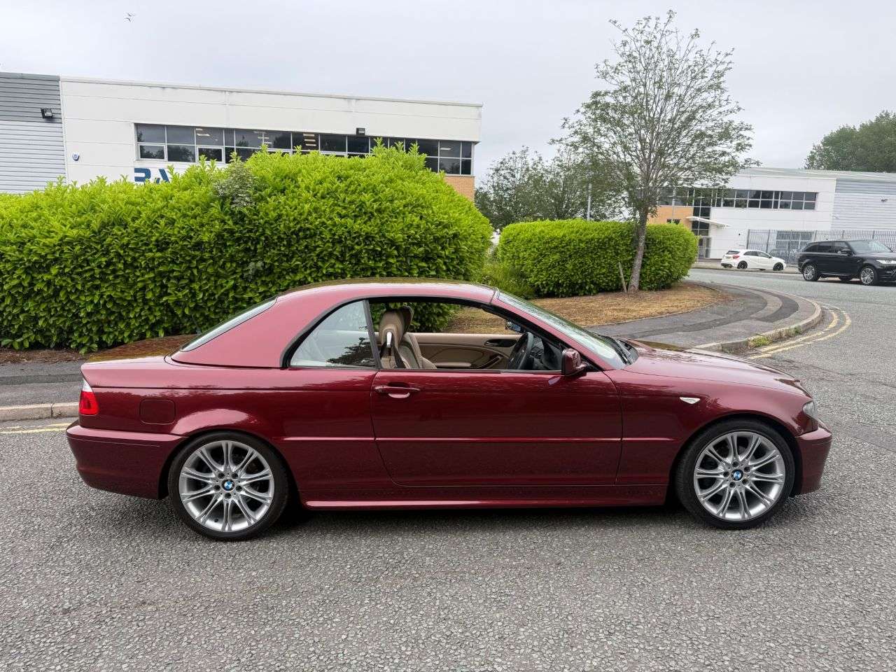 A 2006 BMW 3 SERIES 2.2 320CI M SPORT EDITION INDIVIDUAL 2d AUTO 168 BHP-1 Family Owner From Ne A 2006 BMW 3 SERIES 2.2 320CI M SPORT EDITION INDIVIDUAL 2d AUTO 168 BHP-1 Family Owner From Ne