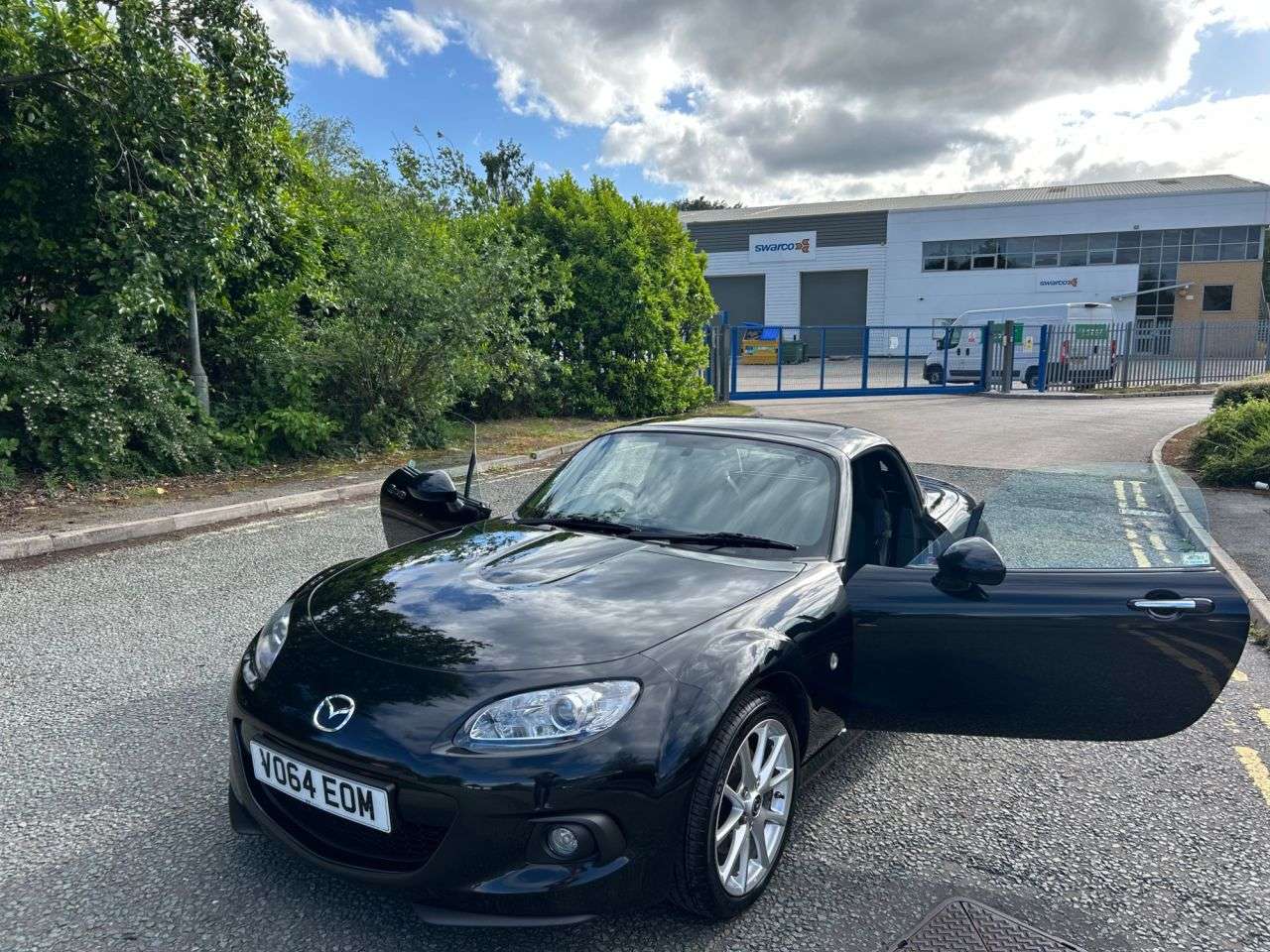 2014 MAZDA MX-5 2014 MAZDA MX-5