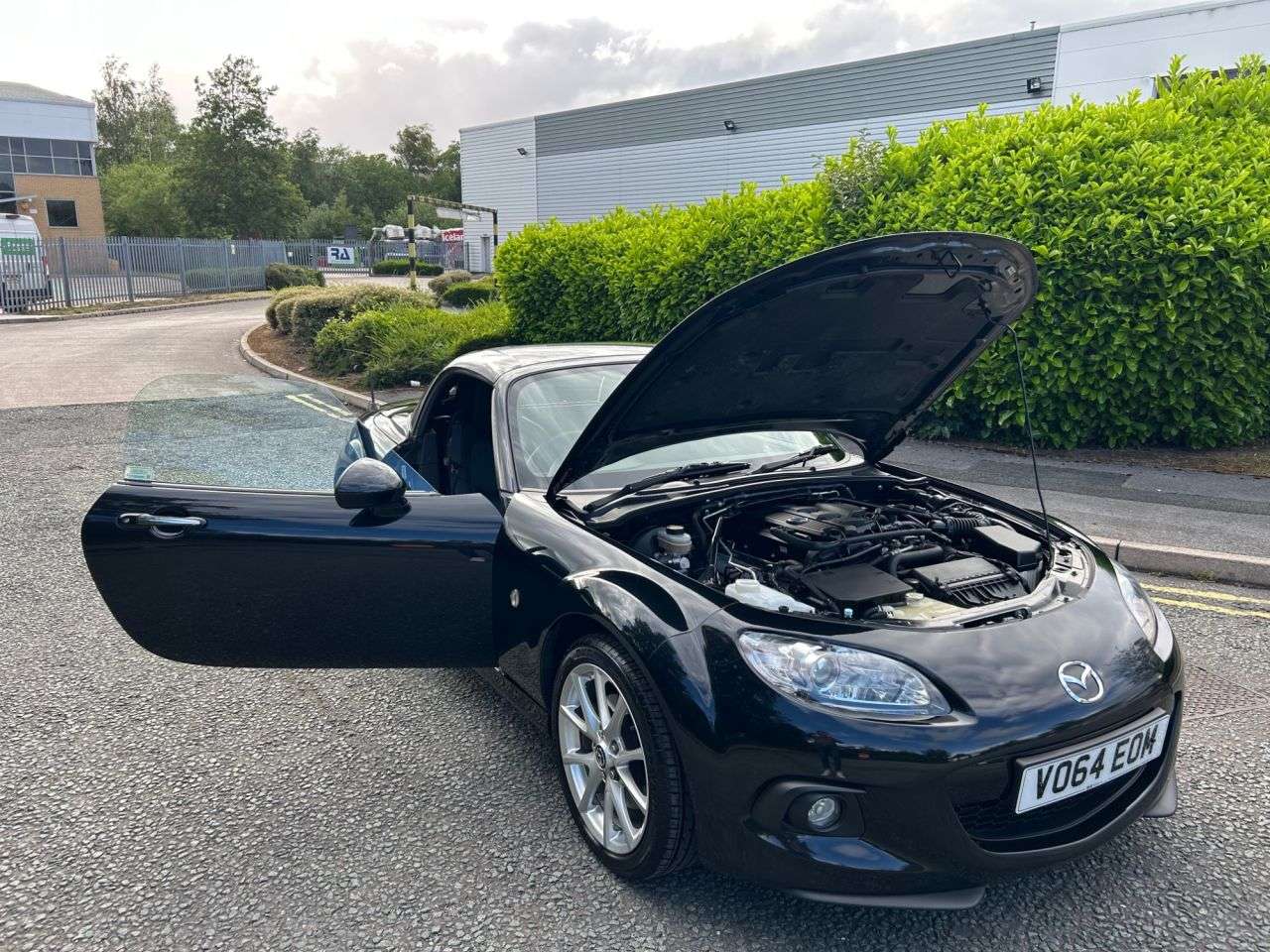 2014 MAZDA MX-5 2014 MAZDA MX-5