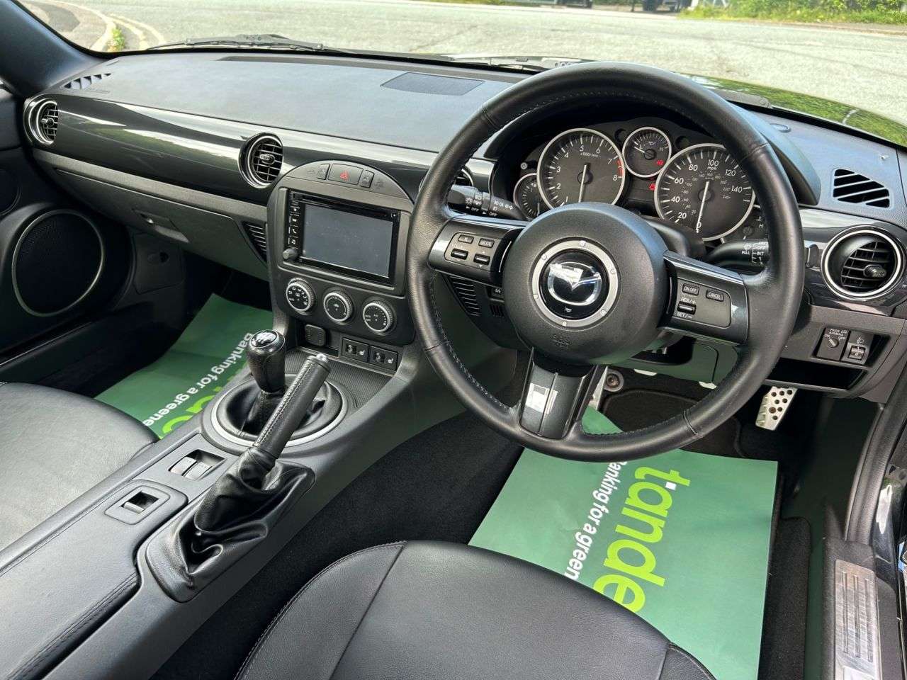2014 MAZDA MX-5 2014 MAZDA MX-5