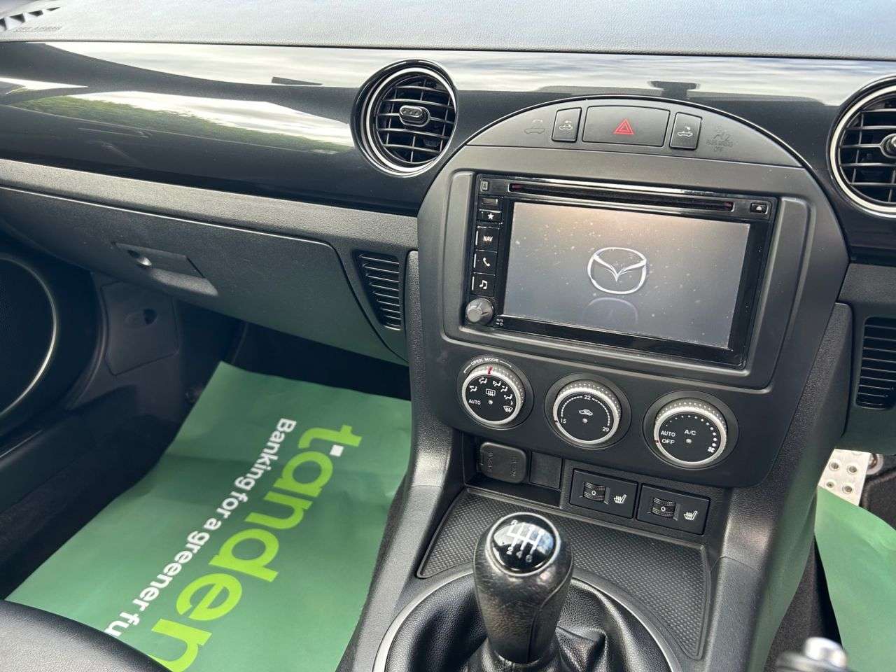 2014 MAZDA MX-5 2014 MAZDA MX-5