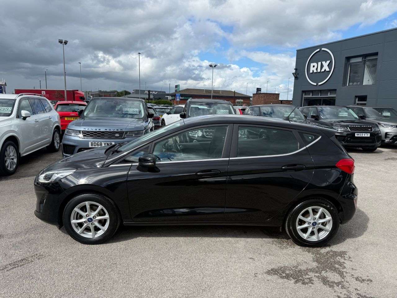 A 2017 FORD FIESTA 1.0T EcoBoost Zetec Hatchback 5dr Petrol Manual Euro 6-BLUETOOTH-CRUISE CON A 2017 FORD FIESTA 1.0T EcoBoost Zetec Hatchback 5dr Petrol Manual Euro 6-BLUETOOTH-CRUISE CON