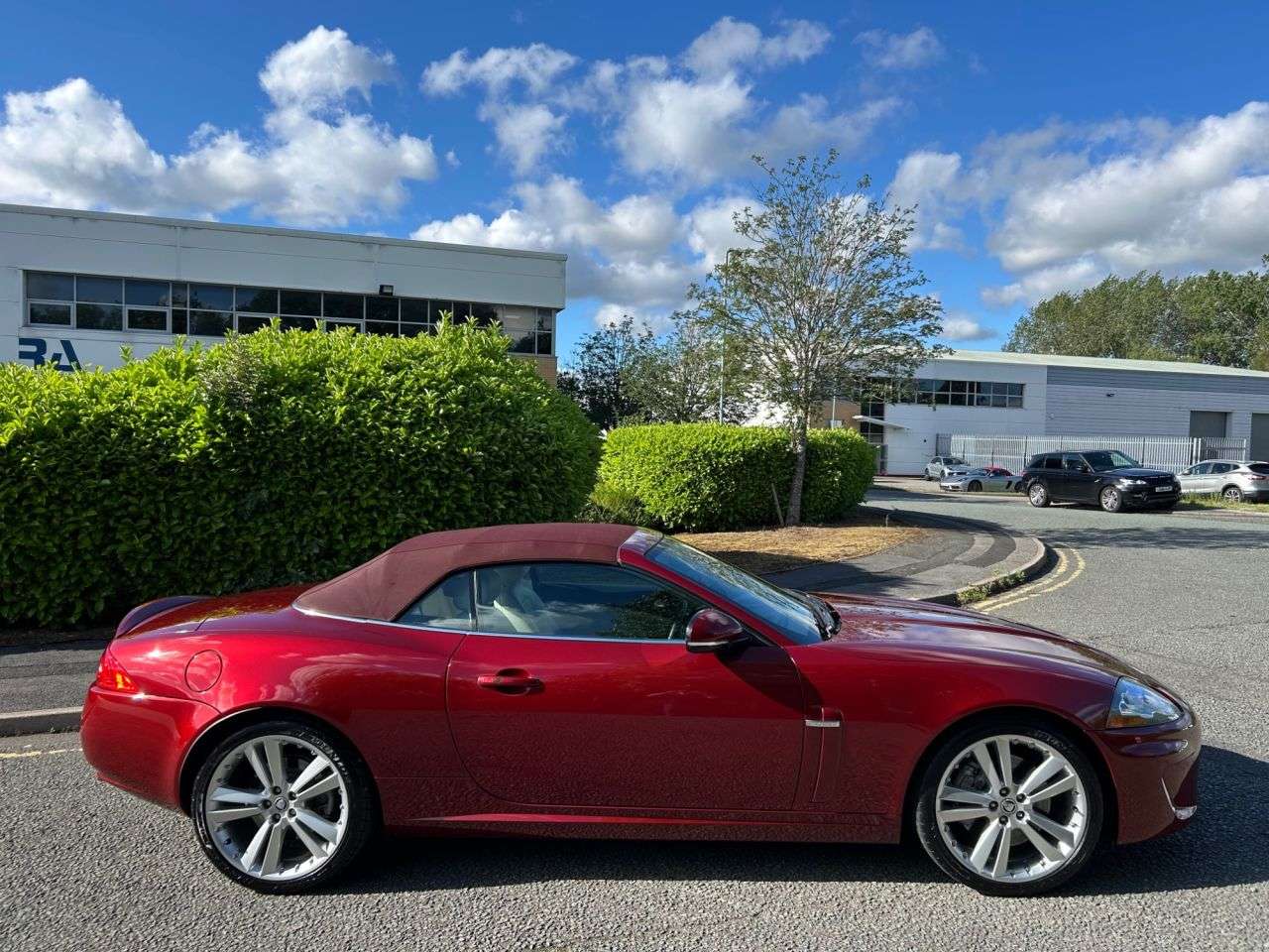 A 2010 JAGUAR XK 5.0 V8 Portfolio Convertible 2dr Petrol Auto Euro 5 (385 ps)-Special Car, F A 2010 JAGUAR XK 5.0 V8 Portfolio Convertible 2dr Petrol Auto Euro 5 (385 ps)-Special Car, F