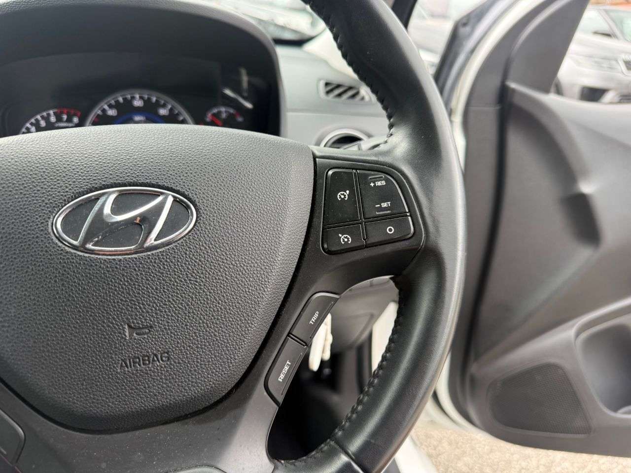 2017 HYUNDAI I10 2017 HYUNDAI I10