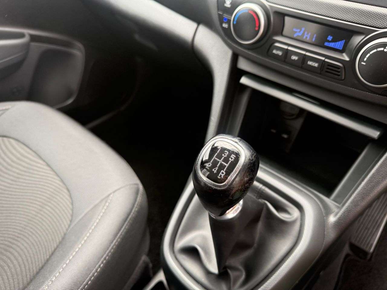 2017 HYUNDAI I10 2017 HYUNDAI I10