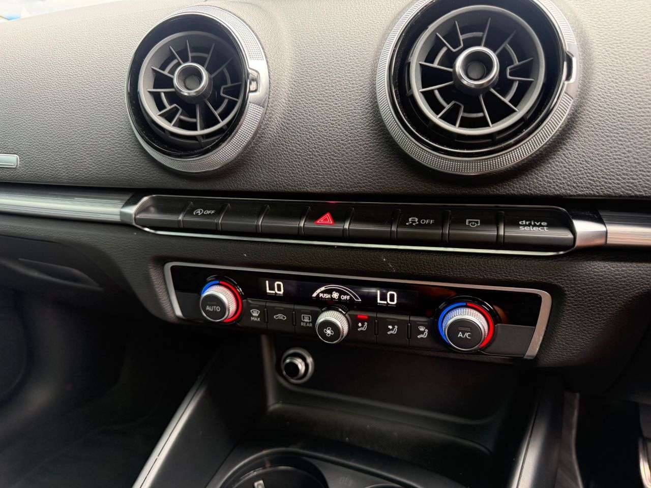 2018 AUDI A3 2018 AUDI A3