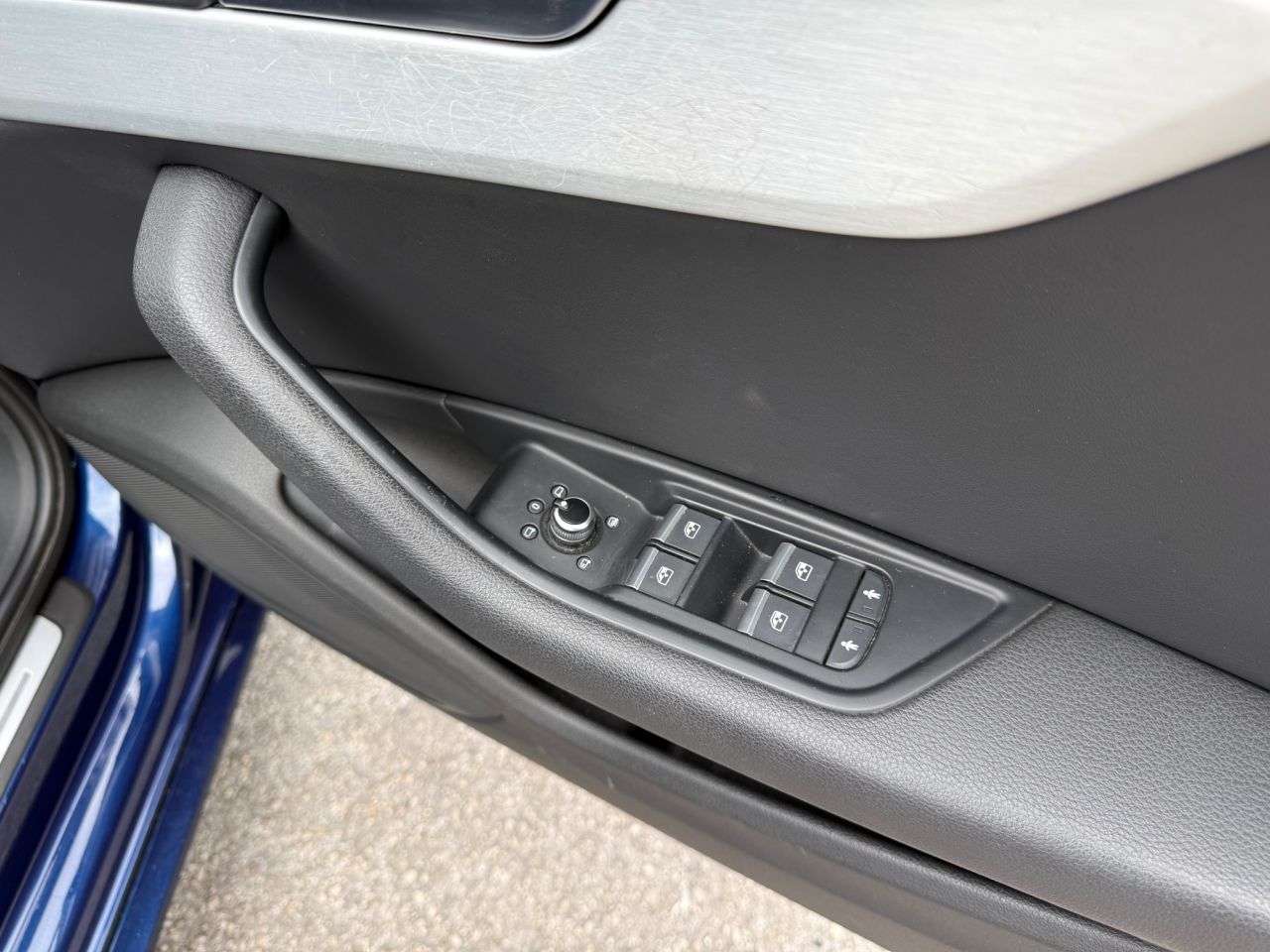 2017 AUDI A4 2017 AUDI A4