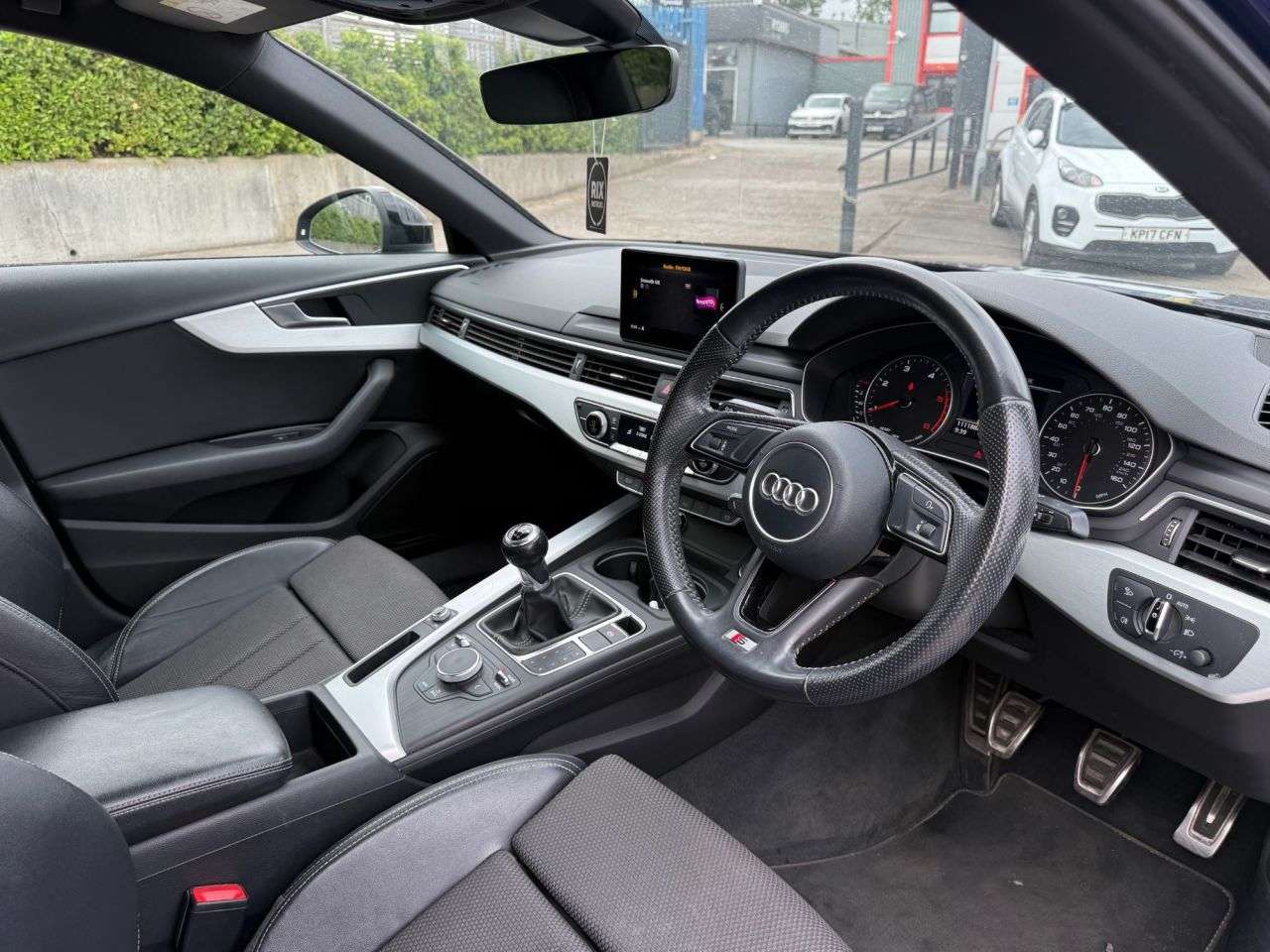 2017 AUDI A4 2017 AUDI A4
