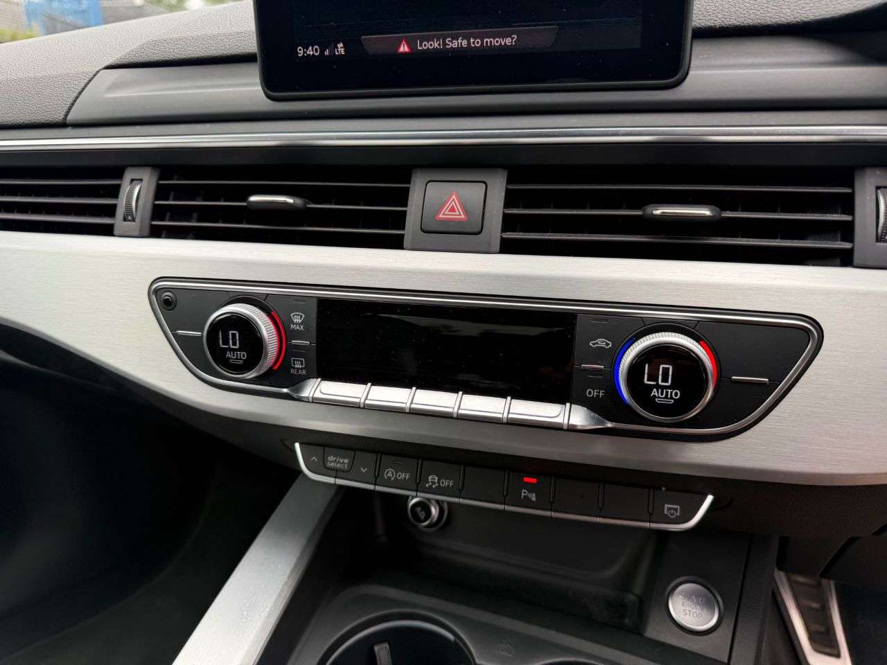 2017 AUDI A4 2017 AUDI A4