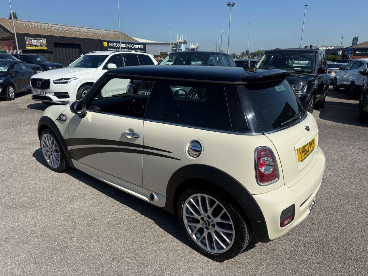 A 2013 MINI HATCH 2.0 Cooper SD Hatchback 3dr Diesel Manual Euro 5-FACTORY EXTRAS WORTH £9,72 A 2013 MINI HATCH 2.0 Cooper SD Hatchback 3dr Diesel Manual Euro 5-FACTORY EXTRAS WORTH £9,72