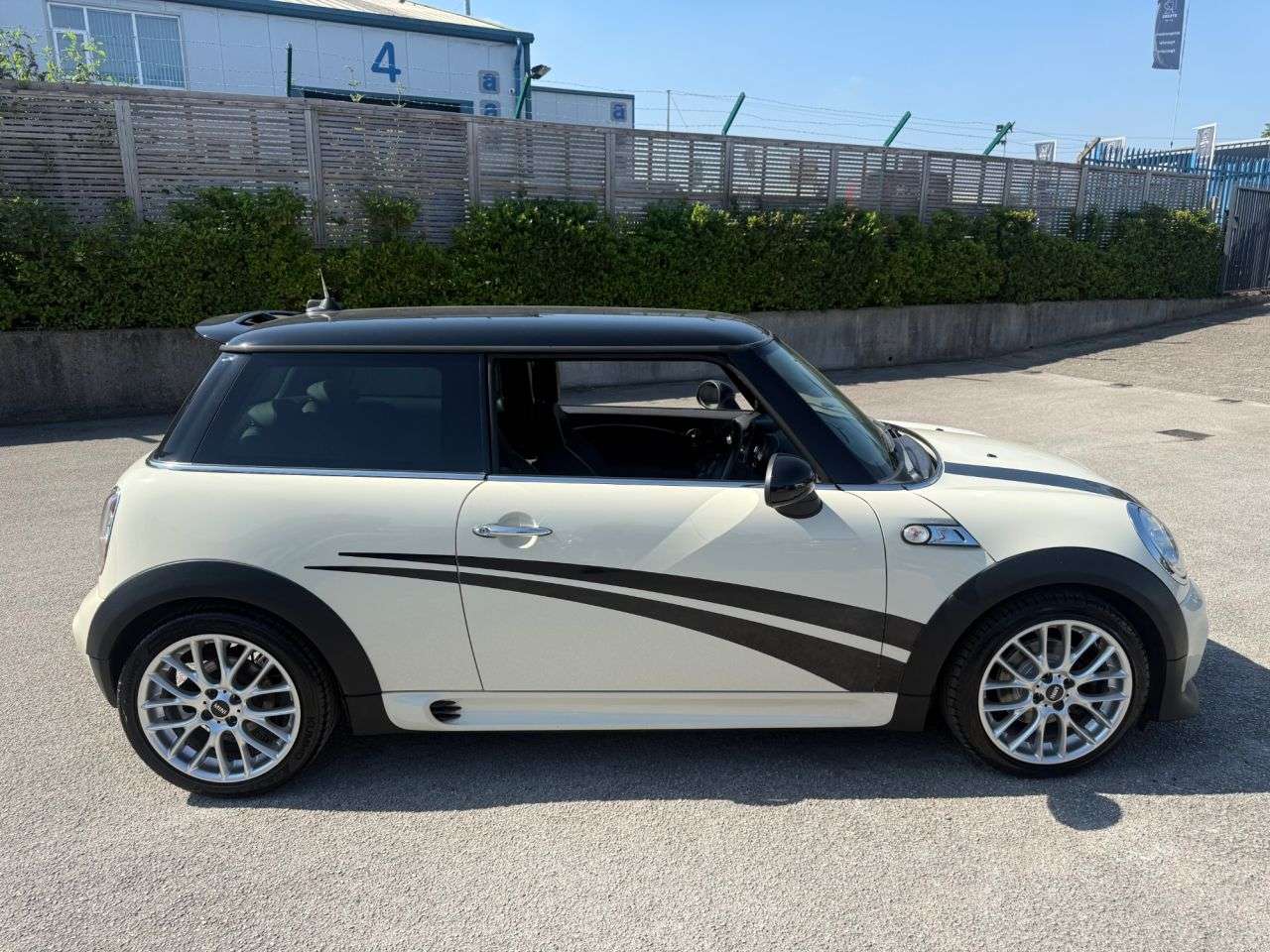 2013 MINI HATCH 2013 MINI HATCH