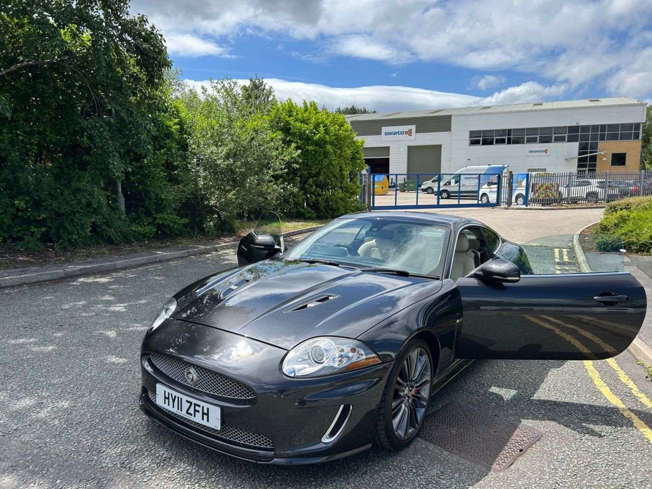 2011 JAGUAR XKR 2011 JAGUAR XKR