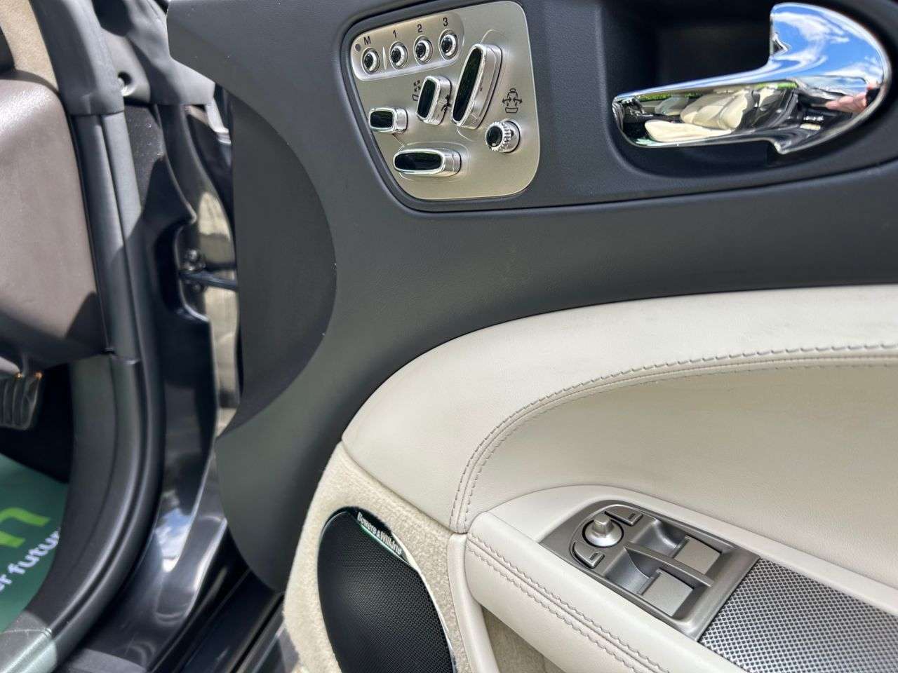 2011 JAGUAR XKR 2011 JAGUAR XKR