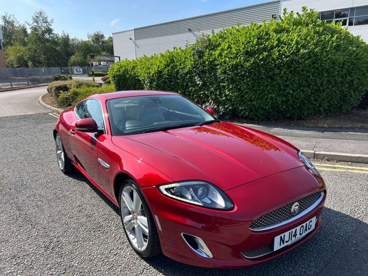 A 2014 JAGUAR XK 5.0 V8 Signature Coupe 2dr Petrol Auto Euro 5 (385 ps)-2 Former Keepers-Las A 2014 JAGUAR XK 5.0 V8 Signature Coupe 2dr Petrol Auto Euro 5 (385 ps)-2 Former Keepers-Las