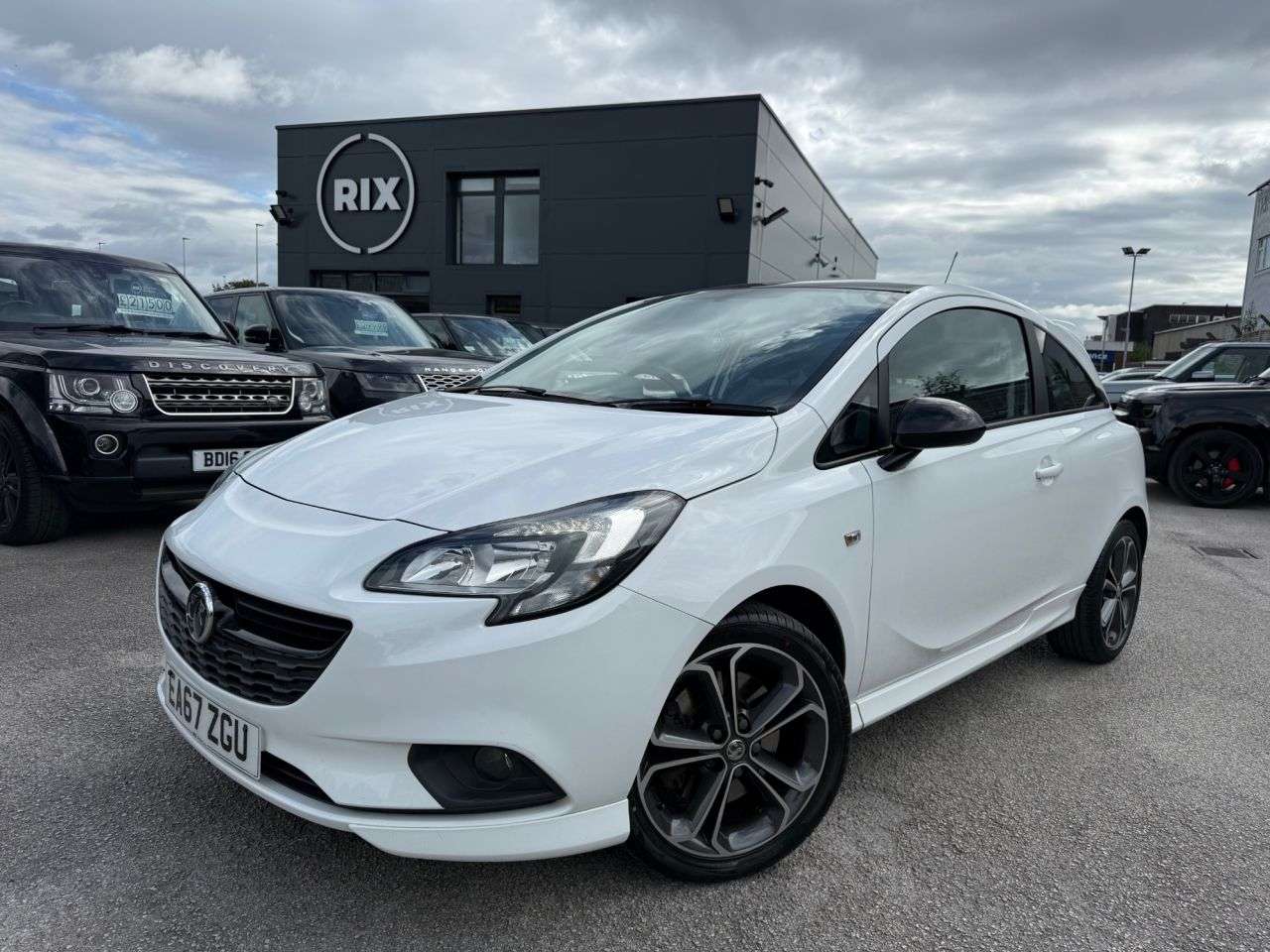 A 2017 VAUXHALL CORSA 1.4i Turbo White Edition Hatchback 3dr Petrol Manual Euro 6 (s/s) (150 ps) A 2017 VAUXHALL CORSA 1.4i Turbo White Edition Hatchback 3dr Petrol Manual Euro 6 (s/s) (150 ps)