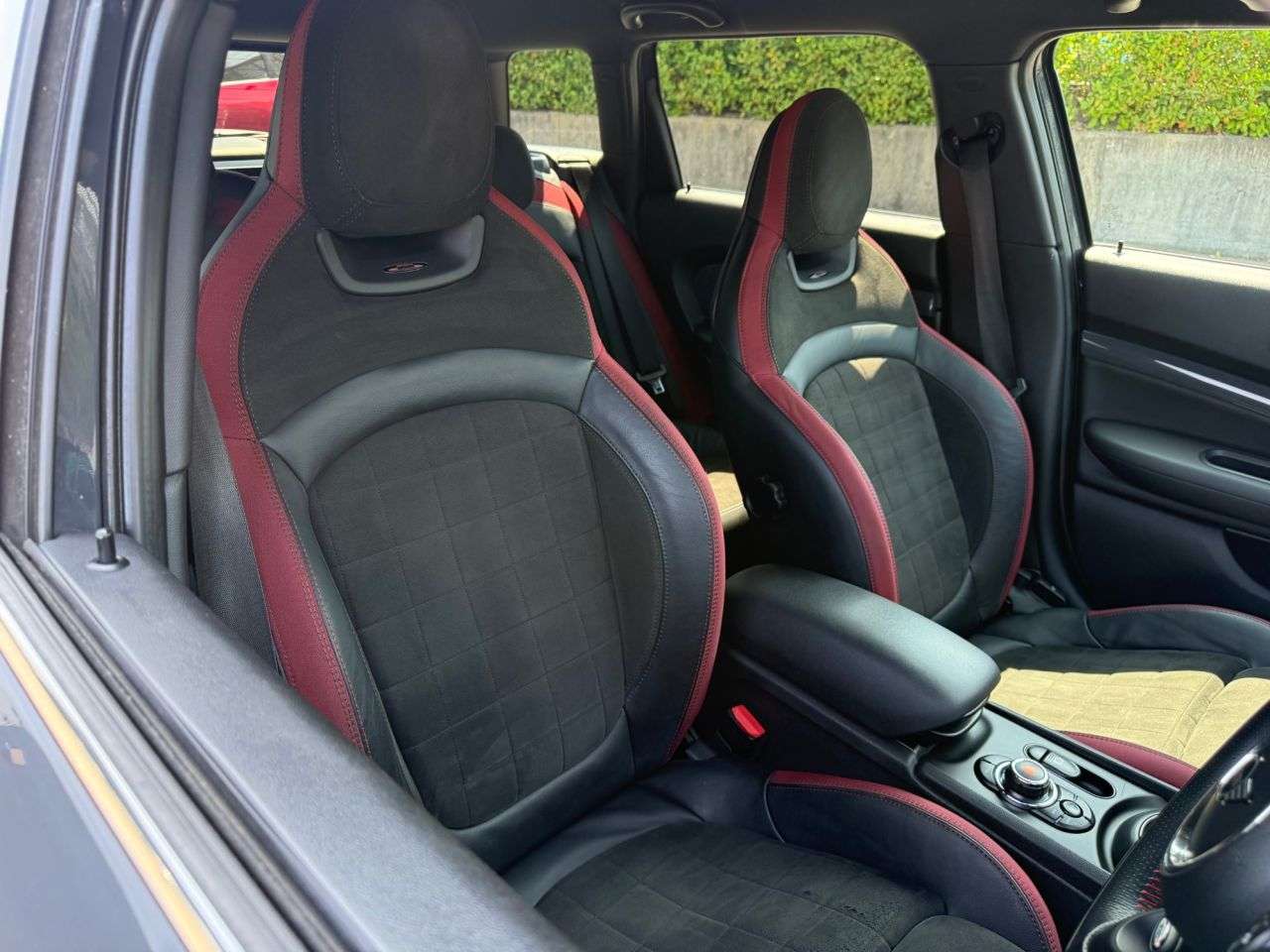 2018 MINI CLUBMAN 2018 MINI CLUBMAN
