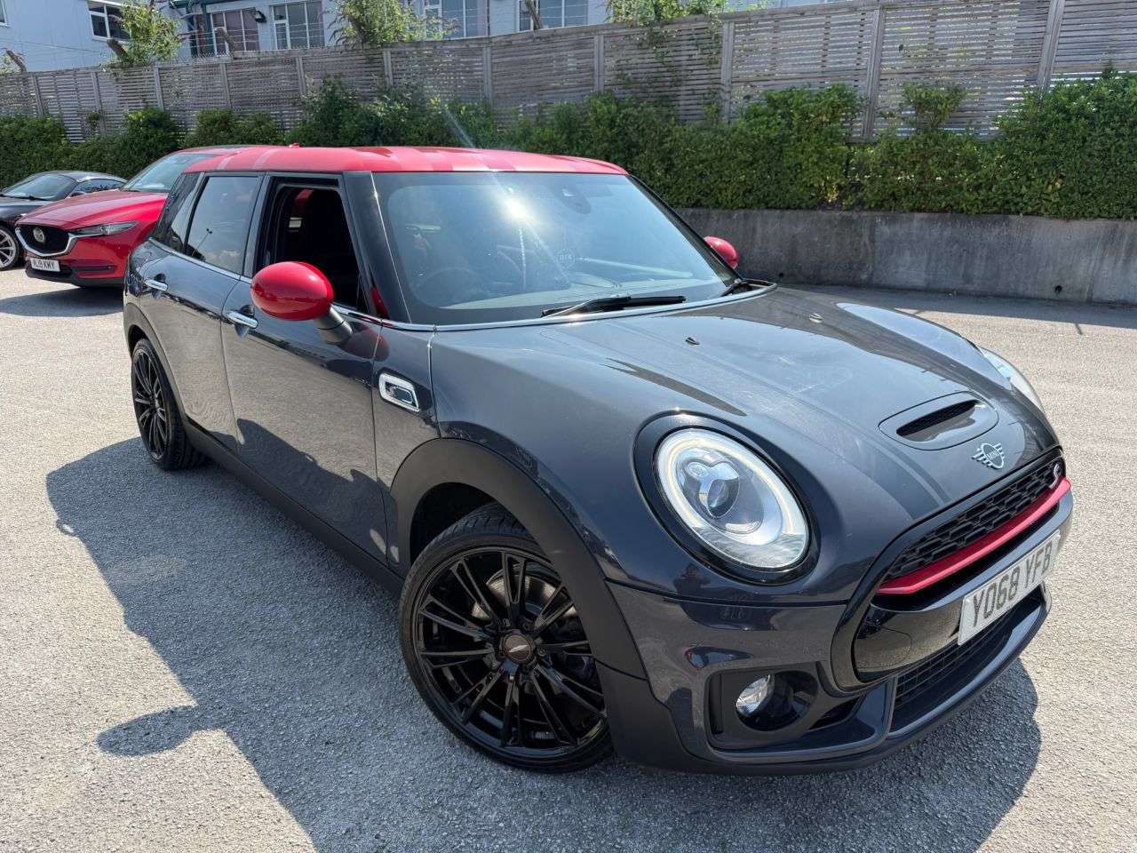 2018 MINI CLUBMAN 2018 MINI CLUBMAN