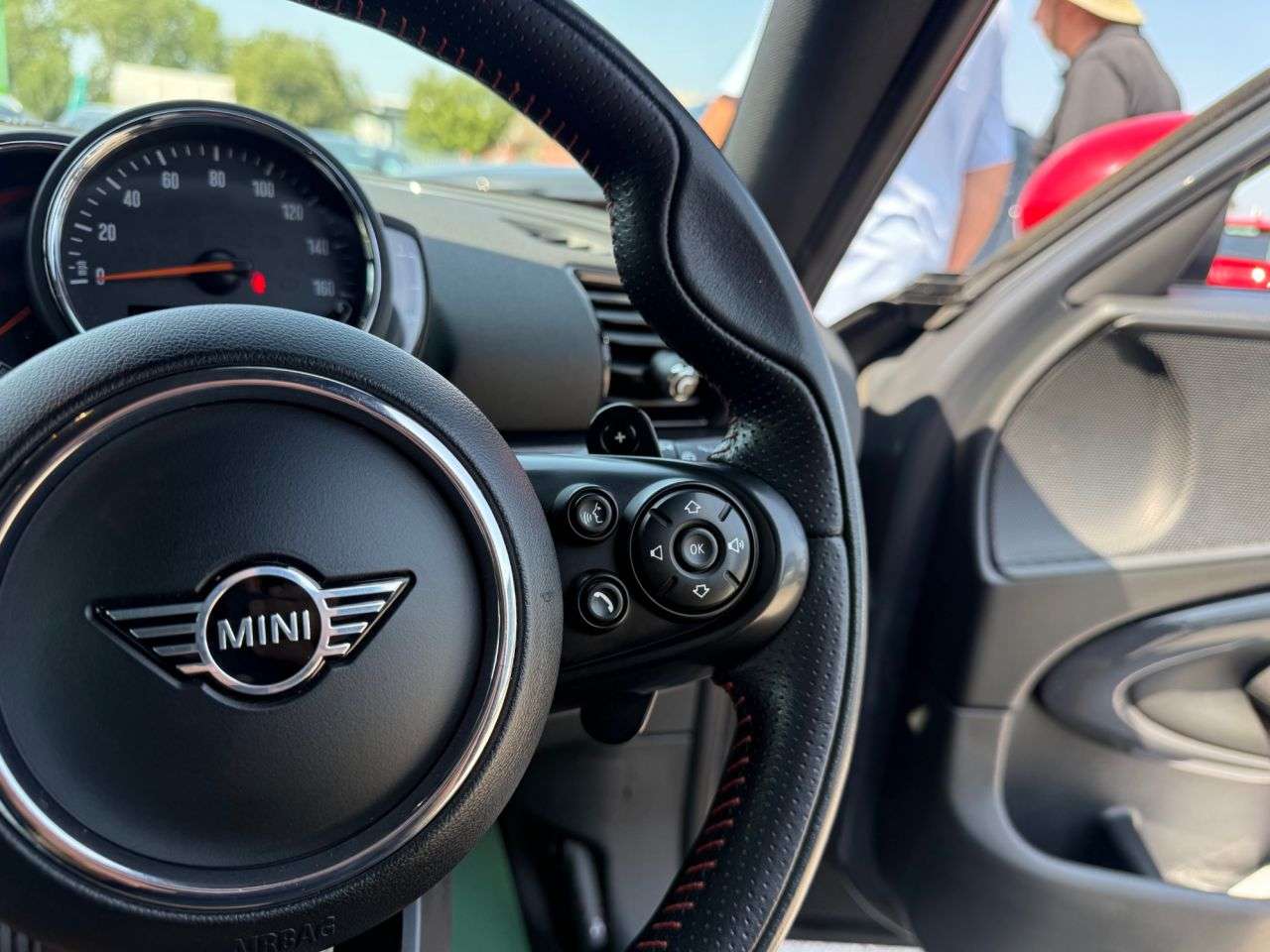 2018 MINI CLUBMAN 2018 MINI CLUBMAN