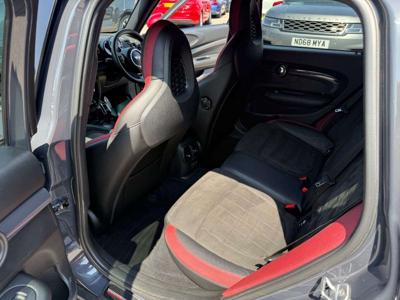 2018 MINI CLUBMAN 2018 MINI CLUBMAN