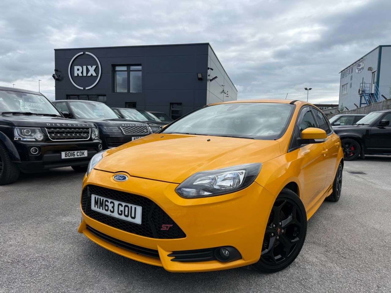 A 2014 FORD FOCUS 2.0T EcoBoost ST-2 Hatchback 5dr Petrol Manual Euro 5 (s/s) (250 ps) A 2014 FORD FOCUS 2.0T EcoBoost ST-2 Hatchback 5dr Petrol Manual Euro 5 (s/s) (250 ps)