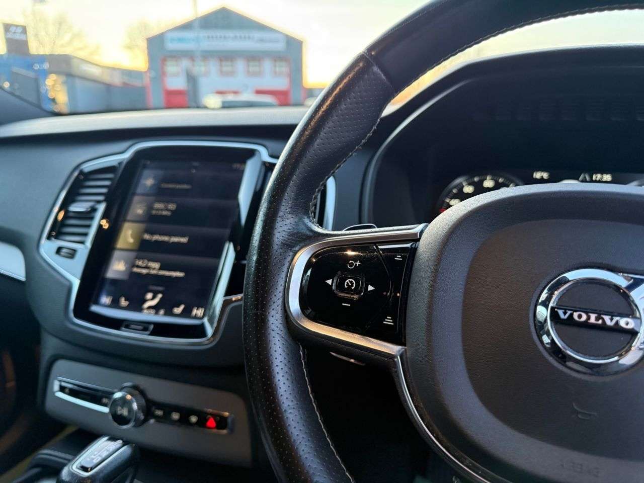2015 VOLVO XC90 2015 VOLVO XC90