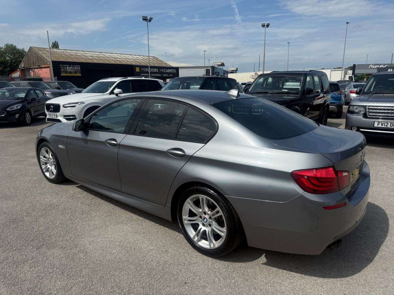 A 2012 BMW 5 SERIES 2.0 520d M Sport Saloon 4dr Diesel Steptronic Euro 5-2 FORMER KEEPERS FINIS A 2012 BMW 5 SERIES 2.0 520d M Sport Saloon 4dr Diesel Steptronic Euro 5-2 FORMER KEEPERS FINIS