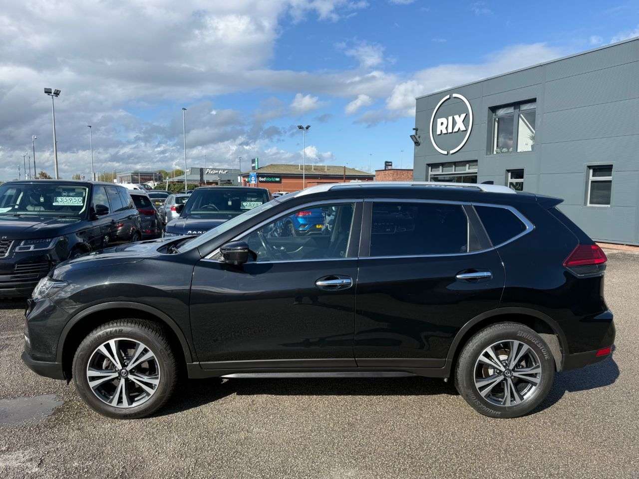 A 2021 NISSAN X-TRAIL 1.3 DIG-T N-Connecta SUV 5dr Petrol DCT Auto Euro 6 (s/s) (158 ps) A 2021 NISSAN X-TRAIL 1.3 DIG-T N-Connecta SUV 5dr Petrol DCT Auto Euro 6 (s/s) (158 ps)