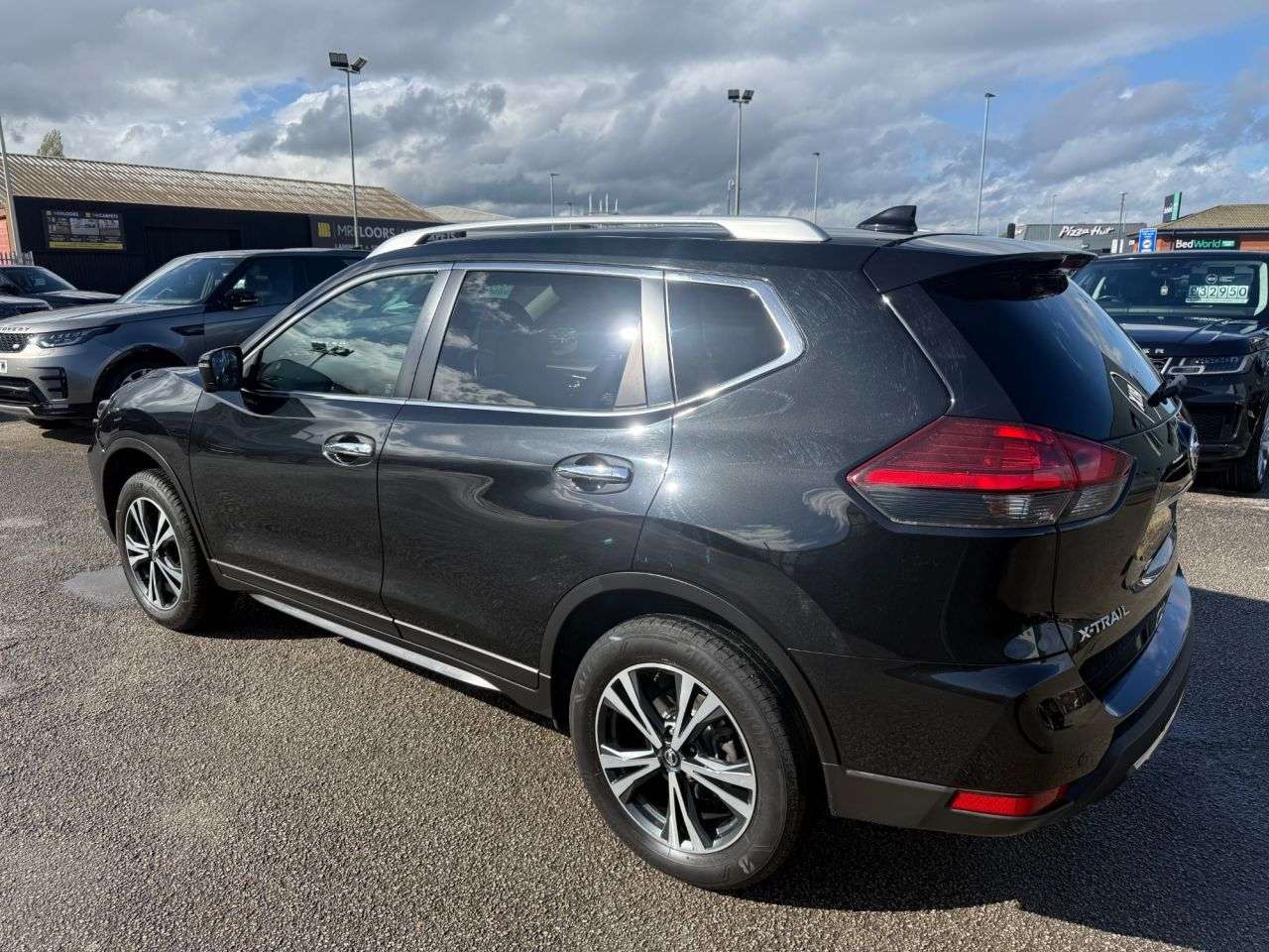 A 2021 NISSAN X-TRAIL 1.3 DIG-T N-Connecta SUV 5dr Petrol DCT Auto Euro 6 (s/s) (158 ps) A 2021 NISSAN X-TRAIL 1.3 DIG-T N-Connecta SUV 5dr Petrol DCT Auto Euro 6 (s/s) (158 ps)