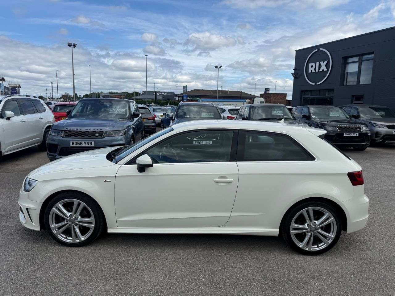 A 2013 AUDI A3 2.0 TDI S line Hatchback 3dr Diesel Manual Euro 5 (s/s) (150 ps) A 2013 AUDI A3 2.0 TDI S line Hatchback 3dr Diesel Manual Euro 5 (s/s) (150 ps)