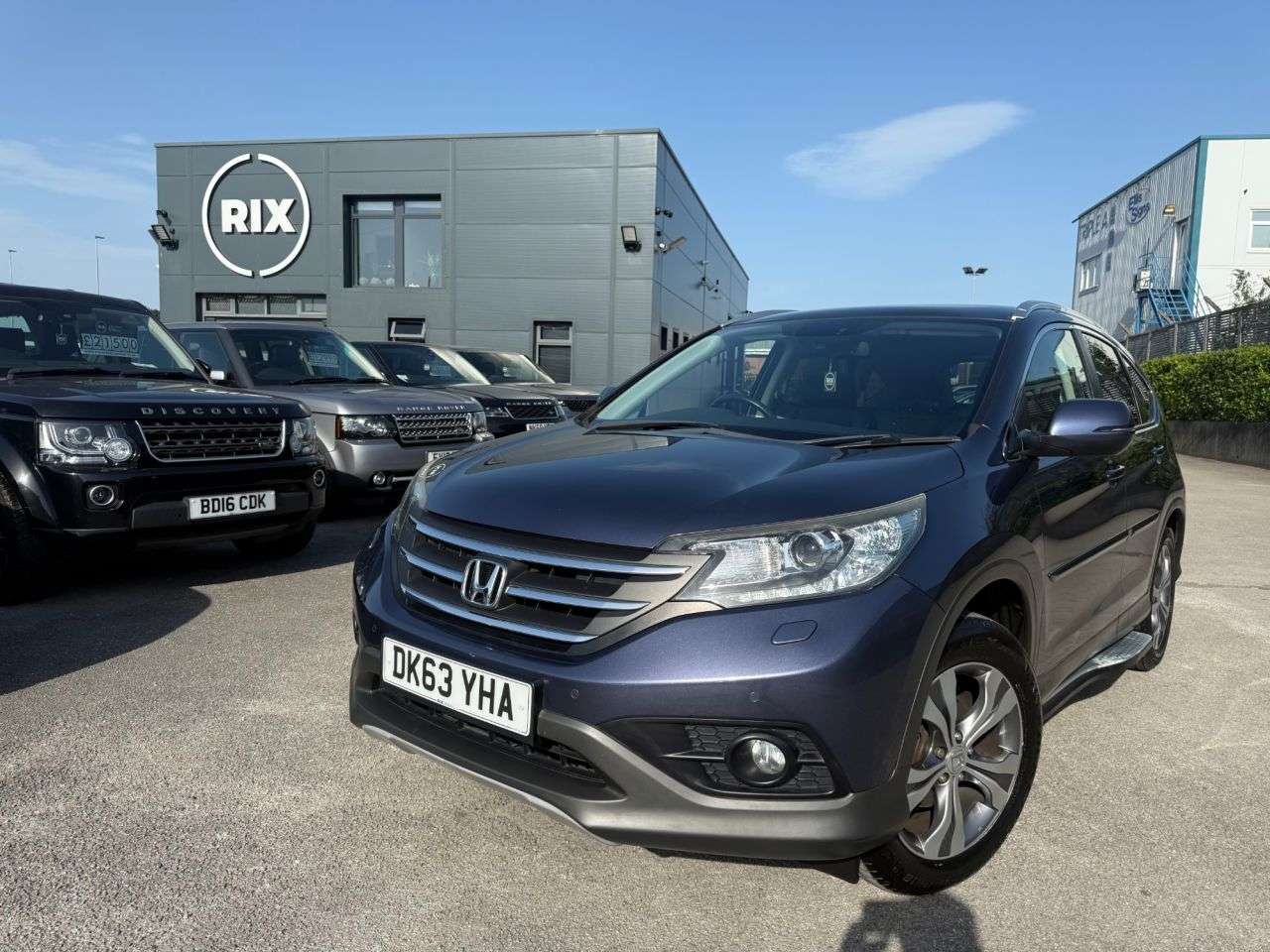 A 2013 HONDA CR-V 2.0 i-VTEC EX SUV 5dr Petrol Manual 4WD Euro 5 (s/s) (155 ps) A 2013 HONDA CR-V 2.0 i-VTEC EX SUV 5dr Petrol Manual 4WD Euro 5 (s/s) (155 ps)