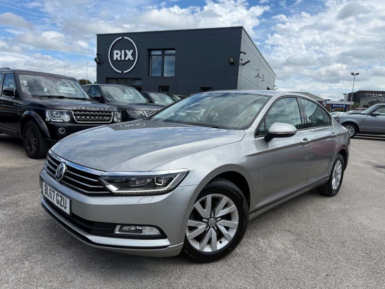 A 2017 VOLKSWAGEN PASSAT 2.0 TDI S Saloon 4dr Diesel Manual Euro 6 (s/s) (150 ps) A 2017 VOLKSWAGEN PASSAT 2.0 TDI S Saloon 4dr Diesel Manual Euro 6 (s/s) (150 ps)