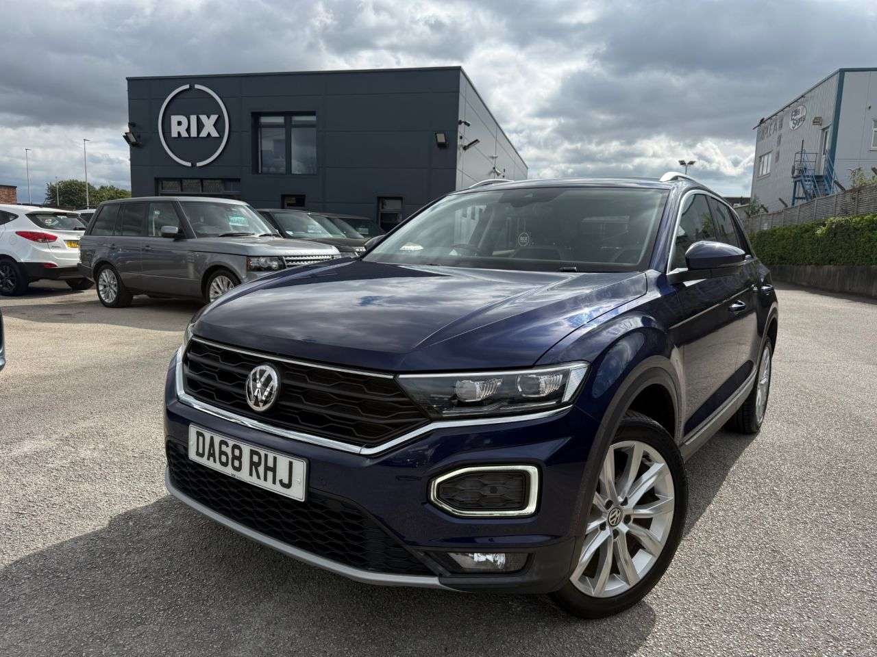 A 2018 VOLKSWAGEN T-ROC 1.6 TDI SEL SUV 5dr Diesel Manual Euro 6 (s/s) (115 ps) A 2018 VOLKSWAGEN T-ROC 1.6 TDI SEL SUV 5dr Diesel Manual Euro 6 (s/s) (115 ps)