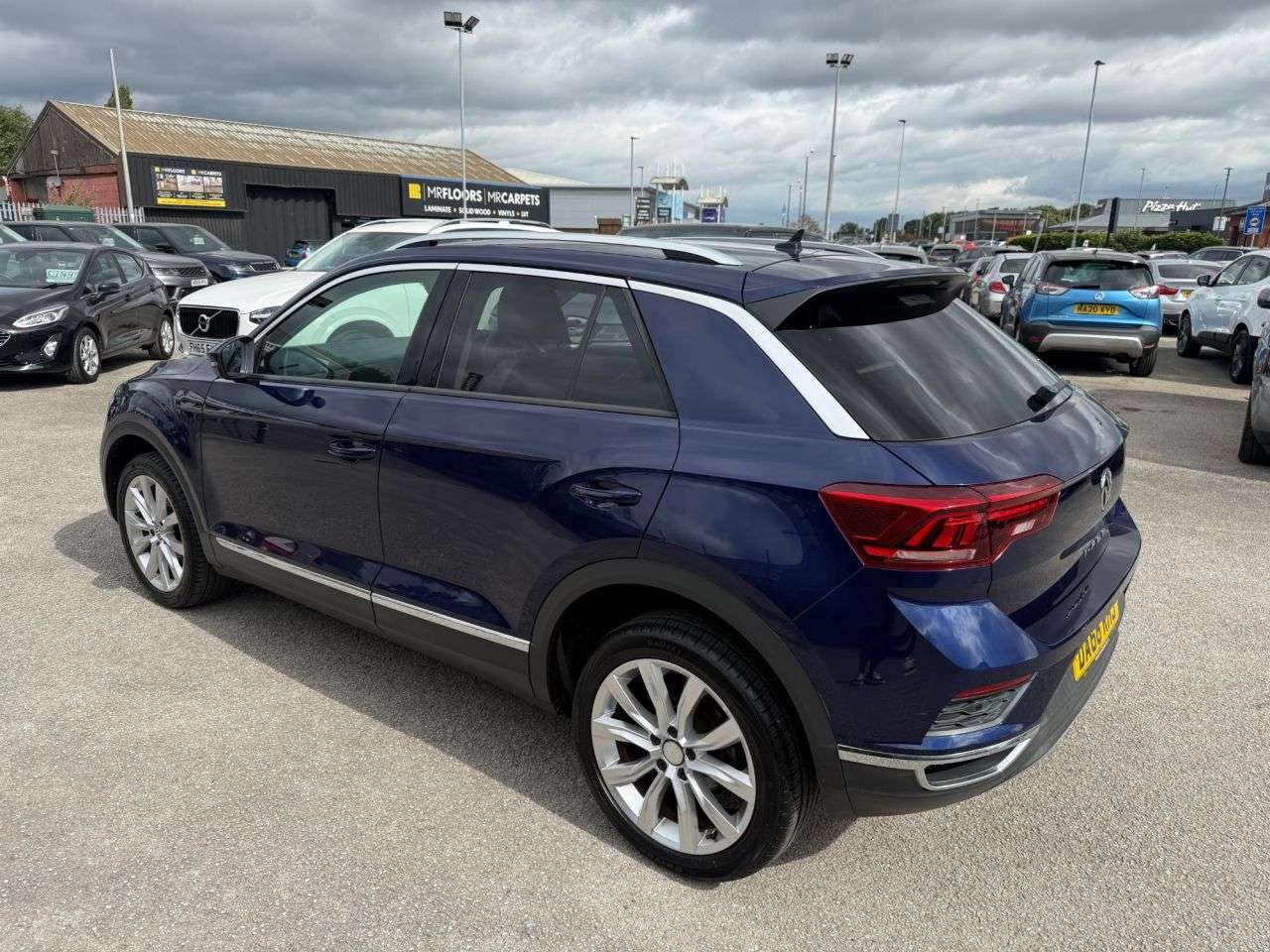 A 2018 VOLKSWAGEN T-ROC 1.6 TDI SEL SUV 5dr Diesel Manual Euro 6 (s/s) (115 ps) A 2018 VOLKSWAGEN T-ROC 1.6 TDI SEL SUV 5dr Diesel Manual Euro 6 (s/s) (115 ps)